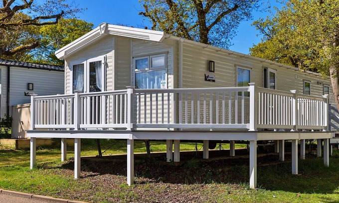 Cowes House | Beachlands