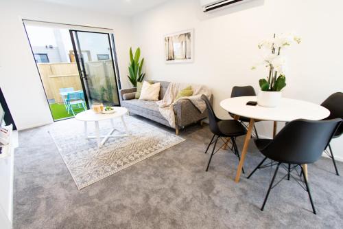 New Brighton Apartment | Beachside Haven 1 bed 1 bath