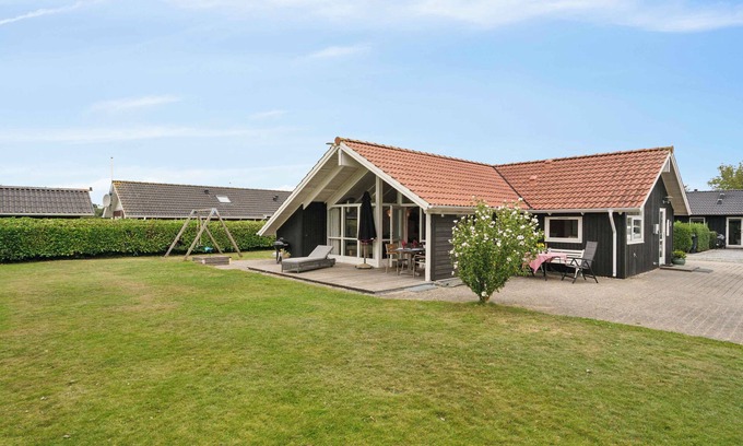 Broager House | Beachside holiday home for the whole family