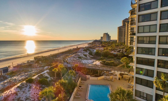Sandestin Condo | Beachside Towers at Sandestin by Panhandle Getaways