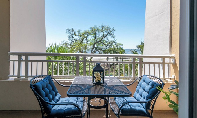 Gulfport Condo | Beachview Condo at Legacy Tower 2 -206 - fully furnished 2 bedroom 2 bathroom