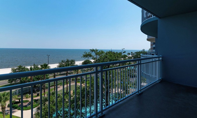 Gulfport Condo | Beachview Condo in Legacy Tower 1 -502 - fully furnished 2 bedroom 2 bathroom
