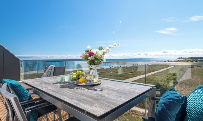 Olpenitz Apartment | "BeachViewThree": Holiday apartment right on the beach with sauna, balcony & Baltic Sea view