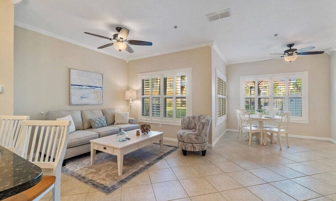 Seminole Condo | Beachway One Bedroom Paradise: Your Tranquil