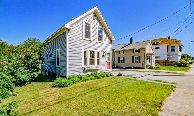 Pine Point House | Beachwood Cottage at Pine Point