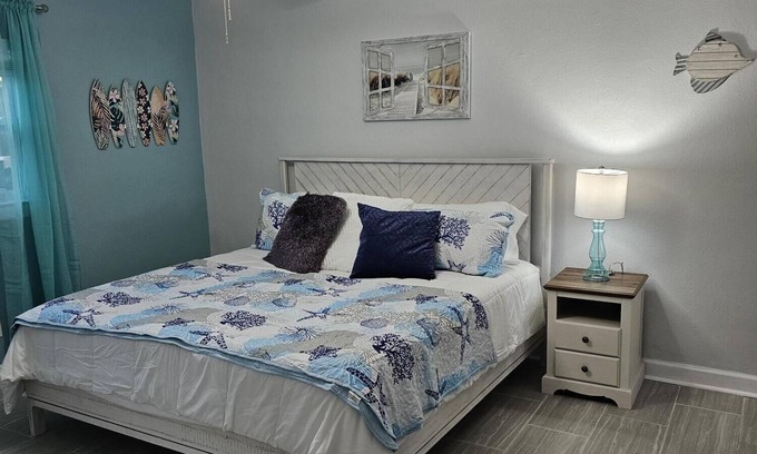 Caloosahatchee Apartment | Beachy 1-Bedroom Getaway in Cape Coral – 20 Mins to Sanibel & Fort Myers Beach!