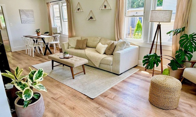 Lake Como House | Beachy 2-Bedroom House in Belmar with outdoor space!