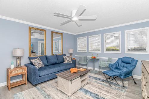 Myrtle Beach House | Beachy First-Floor -1 Bed 1 Bath Condo - Myrtle Beach Resort 4102