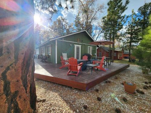 Sugarloaf House | Bear Escapes II Affordable Luxury Cabin