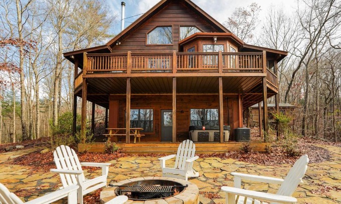Blue Ridge House | Bear Naked Bungalow
