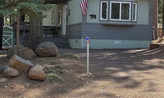 Lake Almanor Peninsula House | Bear Necessities n2 bed 2 bath located on the Peninsula at Lake Almanor Ca.