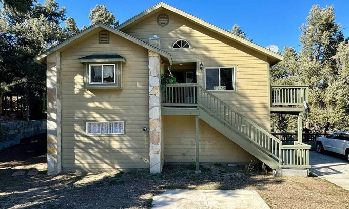 Pine Mountain Club Cabin | Bear Necessities: Retreat at Roaming Bear Lodge