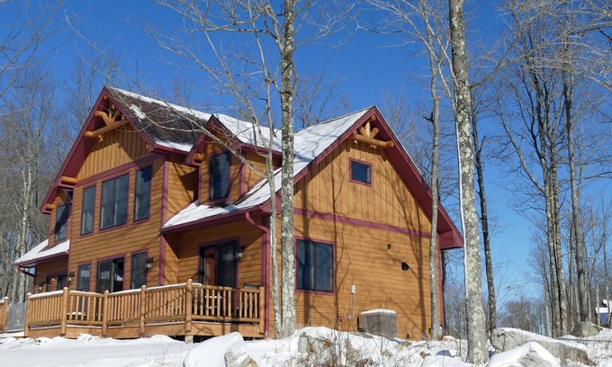 McHenry House | Bear on Mountain offers an exquisite Log Cabin on WISP Mountain