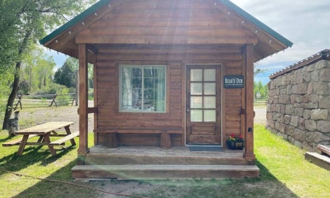 Heise Apartment | Bear's Den At Mountain River Ranch