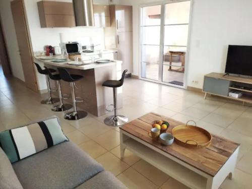 Erbalunga Apartment | Beau T2 au calme à deux pas du port d'Erbalunga