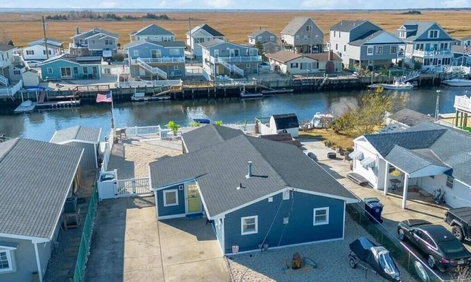 Mystic Island House | Beautifully updated waterfront home great for families & friends +beach badges.