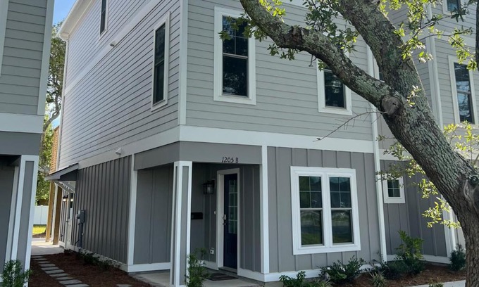 Morehead City House | Beaufort Villas #B