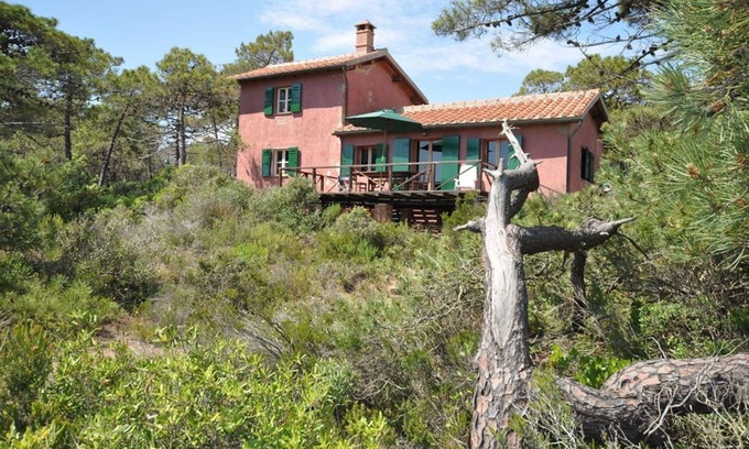 Castiglione della Pescaia Villa | Beautiful private villa for 10 guests with WIFI, TV, patio, pets allowed and panoramic view