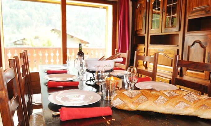 La Chapelle-d'Abondance Apartment | Beautiful apartment for 6 people with WIFI, TV and terrace