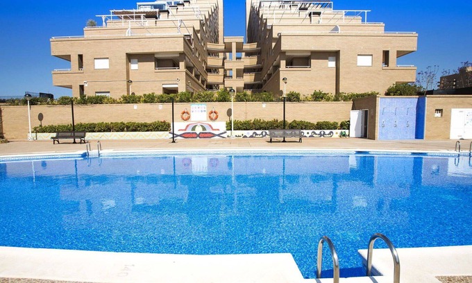 Cabanes Apartment | Beautiful apartment for 4 people with A/C, pool, TV, terrace and pets allowed