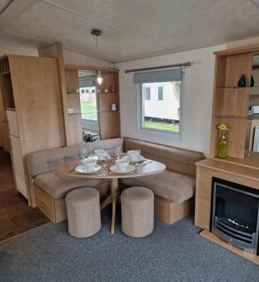 St Margaret's at Cliffe Apartment | Beautiful Caravan Phoenix