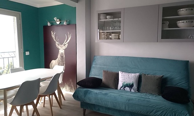 Font-Romeu-Odeillo-Via Apartment | Beautiful apartment with balcony and panoramic views of the mountains