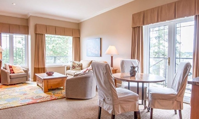 Sidney Condo | Beautiful 1 Bedroom Penthouse Ocean Views Free Parking Sidney BC