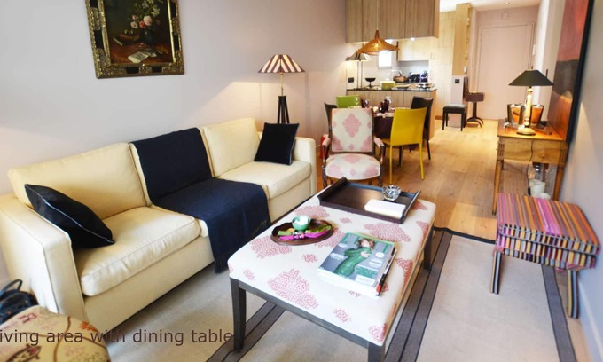17th Arrondissement Apartment | Beautiful 1 BR Apartment Near Arc de Triomphe