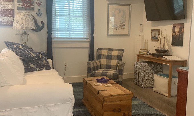 Provincetown Condo | Beautiful 1 BR Condo 1 block from Commercial Street