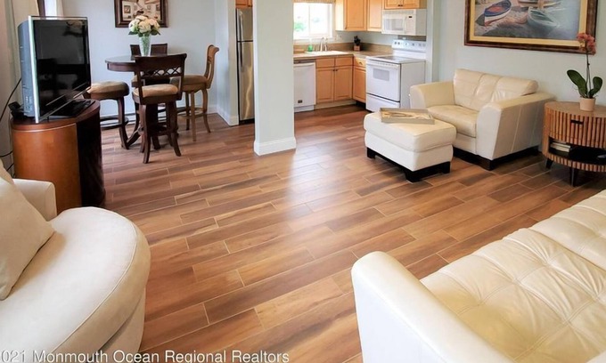 Sea Bright Apartment | Beautiful 1 Br. Condo (137963) by Houzlet