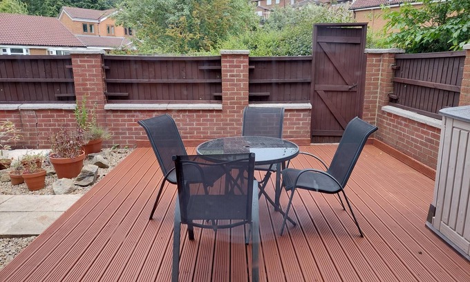Bolton Apartment | Beautiful 1bed Apartment With a Back Garden