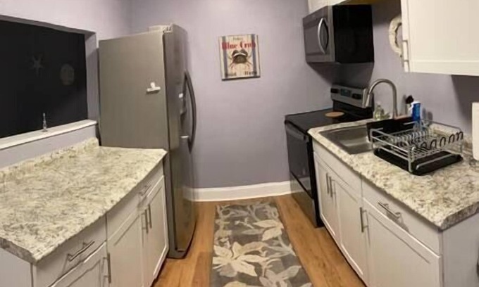 East Ocean View Apartment | Beautiful 1BED APT couple blocks from the beach #4