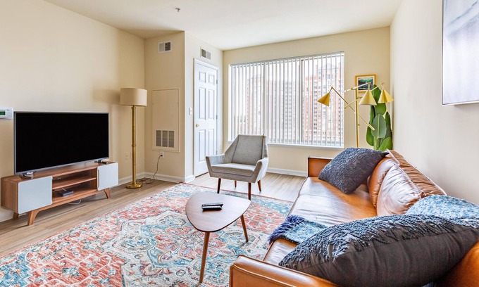 North Bethesda Apartment | Beautiful 1BR Apartment in Rockville