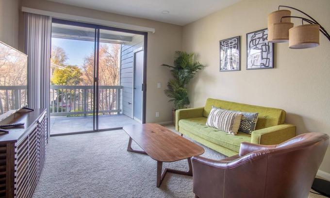 Fremont Apartment | Beautiful 1BR in Fremont + Parking Near Trails