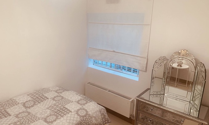 Harrow Road Apartment | Beautiful 2 bed in Maida Vale