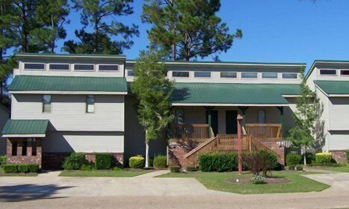 Gautier Apartment | Beautiful 2 bedroom unit at resort, sleeps 6
