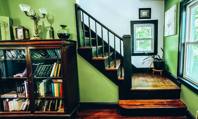 North Adams Cottage | Beautiful 2 bedrooms and Full Cottage Home Comfort.
