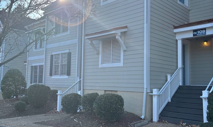 Lackey House | Beautiful 2-BR Townhome in Williamsburg, VA, next door to Water Country USA