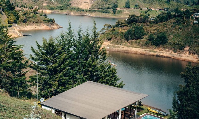 El Penol Cabin | Beautiful 2 Cabins near the water ,with amazing view