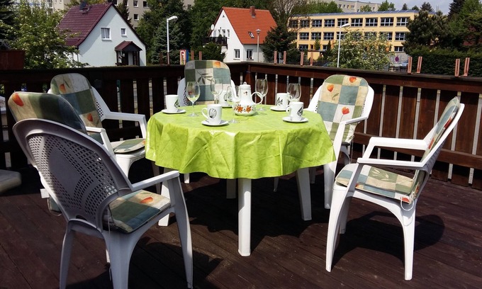 Pirna Apartment | Beautiful 2-room apartment with a large terrace