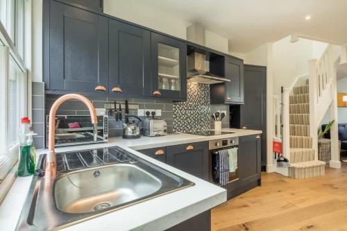 Cambridge House | Beautiful 2bed Central Home