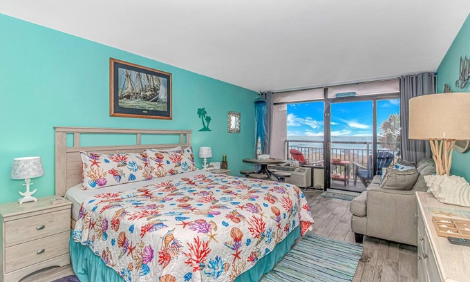 Myrtle Beach Condo | Beautiful 2nd Floor Oceanfront Studio w/King Bed! Landmark 229