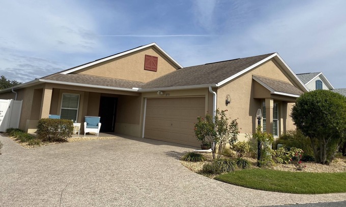 Antrim Dells House | Beautiful 3/2 Villa Conviently Located w/Gas Golf Cart & FREE WiFi Included!