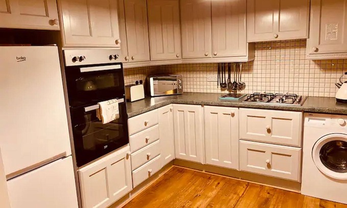Londonderry House | Beautiful 3-bed House in Londonderry