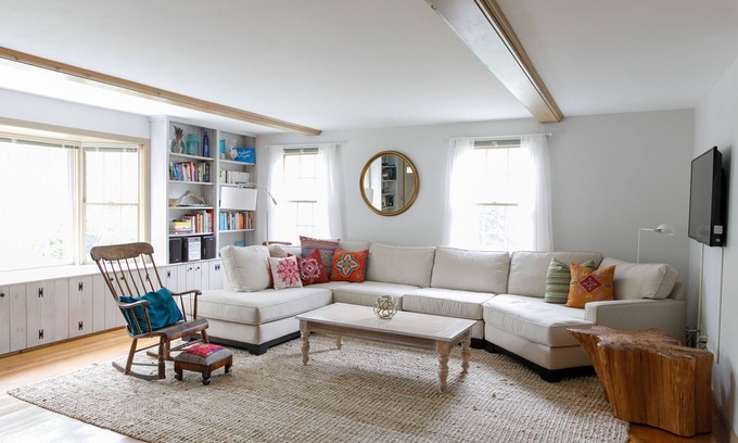 North Truro House | Beautiful 3-bedroom Cape house, short walk to private bayside beach