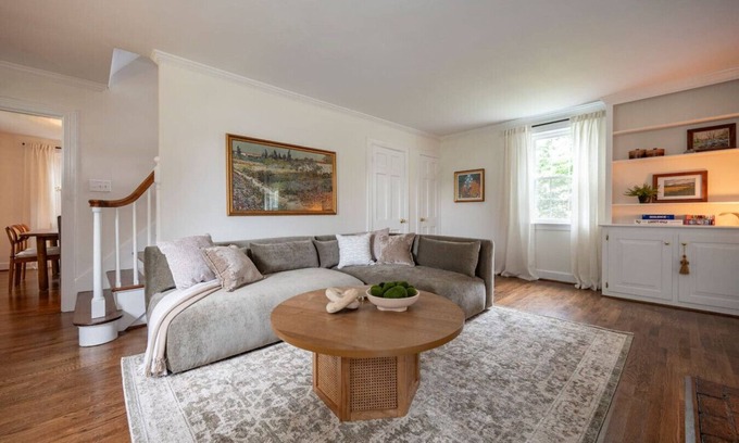 Lynchburg House | Beautiful 3 Bedroom Escape