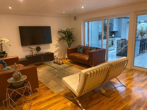 St Albans House | Beautiful 3 Bedroom Home in St Albans
