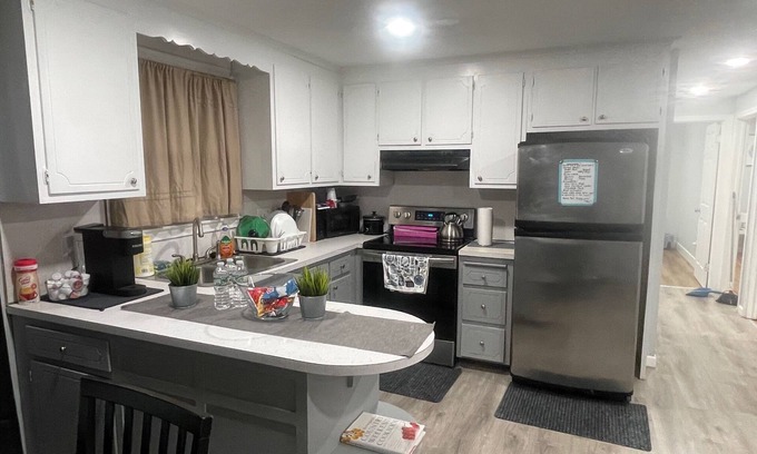 New Britain House | Beautiful 3-bedroom Only Minutes from West Hart, XL Center, Westfarms and More!