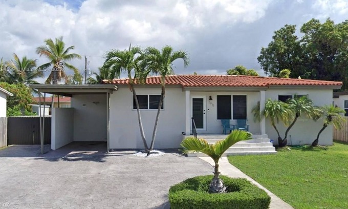 Westchester Apartment | Beautiful 3 Br. Single family (441464) by Houzlet