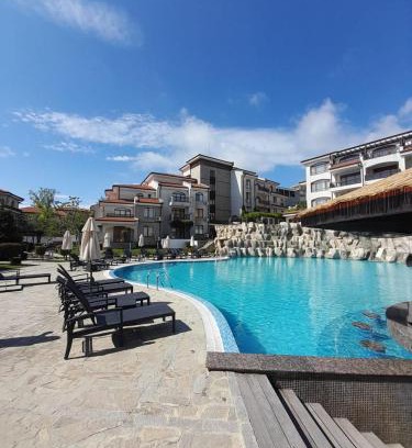 Aheloy Apartment | Beautiful 3 Room Apartment with Pool and Sea view Aheloy